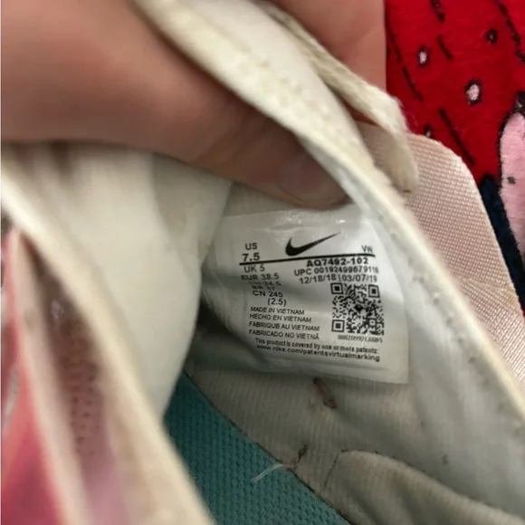 Nike Air White,Pink&Blue Size 7.5 - Picture 6 of 6